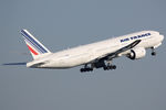 F-GSPI @ LFPG - at cdg - by Ronald