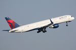 N710TW @ LFPG - at cdg - by Ronald