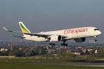 ET-ATY @ EBBR - at bru - by Ronald