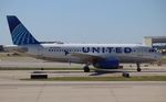 N879UA @ KORD - Airbus A319-132 - by Mark Pasqualino