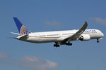 N12004 @ EBBR - at bru - by Ronald