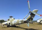 98 32 - Mil Mi-24D HIND-D (minus main rotorblades) at the Flugplatzmuseum Cottbus (Cottbus airfield museum) - by Ingo Warnecke