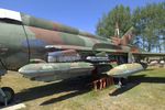 25 04 - Sukhoi Su-22M-4 FITTER-K (with recce and electronic warfare pods) at the Flugplatzmuseum Cottbus (Cottbus airfield museum) - by Ingo Warnecke