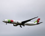 CS-TUO @ EKCH - CS-TUO landing rw 22L - by Erik Oxtorp
