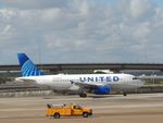 N827UA @ IAH - Taxiing to takeoff at IAH