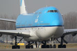 PH-BFL @ EHAM - at spl - by Ronald