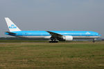 PH-BVI @ EHAM - at spl - by Ronald