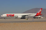 PT-MUA @ SCEL - TAM Airlines - by Stuart Scollon