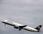 D-AIRC @ EKCH - D-AIRC taking off re 22R