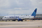 N17262 @ KRSW - United Flight 2274 arrives on Runway 6 at Southwest Florida International Airport following flight from Newark-Liberty International Airport