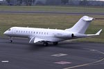 N9103J @ EGGW - At Luton