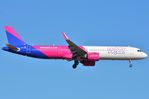 HA-LZB @ LGAV - Wizzair A321N on short final - by FerryPNL