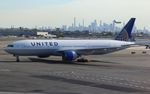 N224UA @ KEWR - Boeing 777-222