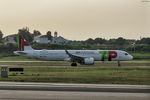 CS-TXE @ LPPT - TAP A321NX at LPPT - by João Pereira