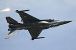 534 @ LOXZ - Firing flares inverted - by Hotshot