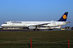 D-AISL @ LPPT - Taxiing - by micka2b