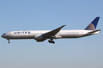 N2136U @ EBBR - at bru - by Ronald