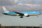 PH-BQH @ EHAM - at spl - by Ronald