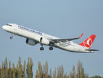 TC-LSY @ EKCH - RWY22R from St. Magleby - by Lars Baek