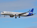 SE-DMS @ EKCH - RWY22L - by Lars Baek