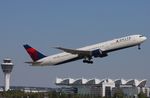 N833MH @ EDDM - Delta - by Raybin