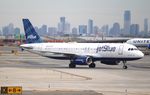 N554JB @ KEWR - Airbus A320-232 - by Mark Pasqualino