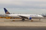 N217UA @ KEWR - Boeing 777-222 - by Mark Pasqualino