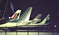 N870BX @ EBBR - Spotters'paradise by night - by Joannes Van mierlo