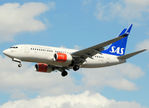 LN-RNU @ EGLL - RWY27L Myrtle Ave - by Lars Baek