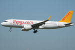 TC-NCI @ EKCH - RWY22L - by Lars Baek