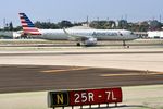 N117AN @ KLAX - American Airbus A321-231 N117AN at LAX - by Mark Kalfas