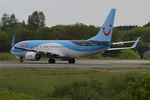 OO-JAU @ LFRB - Boeing 737-8K, Lining up rwy 25L, Brest-Bretagne airport (LFRB-BES) - by Yves-Q
