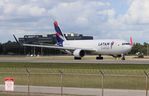 N564LA @ KMIA - MIA 2022 - by Florida Metal
