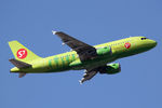 VP-BTN @ EDDF - at fra - by Ronald