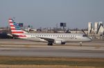 N138HQ @ KORD - ERJ-170-200LR