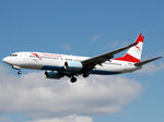 OE-LNS @ EGLL - RWY27L Myrtle Ave