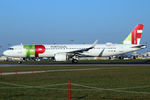 CS-TXD @ LPPT - Taxiing - by micka2b