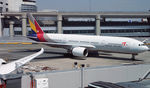 HL7732 @ KSFO -  - by Tomas Milosch