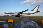 9V-SFG @ EHAM - at spl - by Ronald
