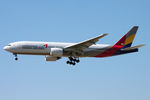 HL7775 @ EDDF - at fra - by Ronald