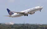 N37277 @ KFLL - FLL 2022 - by Florida Metal