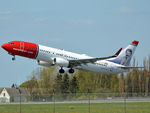 LN-DYZ @ EKCH - RWY22R - by Lars Bæk