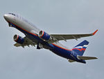 VP-BJY @ EKCH - RWY22R