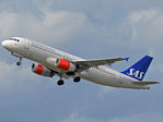 OY-KAW @ EKCH - RWY22R - by Lars Bæk