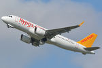 TC-NCK @ EKCH - RWY22R - by Lars Bæk