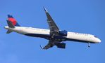 N508DA @ KMCO - Delta - by Florida Metal