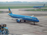 VN-A399 @ VVNB - At Noi Bai - by Micha Lueck