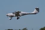 F-HASP @ LFRB - Diamond DA-40 Diamond Star, Short approach rwy 25L, Brest-Bretagne airport (LFRB-BES) - by Yves-Q