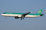 EI-CPE @ EHAM - at spl - by Ronald