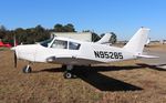 N95285 @ KBKV - Piper PA-28-140